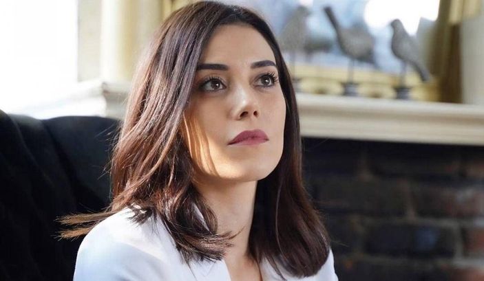 Şahsiyet'in Nevra'sı Cansu Dere kimdir? Cansu Dere'nin hayatı ve biyografisi...