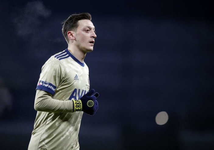 Mesut Özil: Taraftarın şampiyonluk beklentisini karşılayacağız