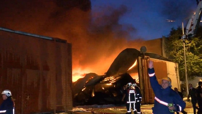 Ankara'da atık dönüşüm tesisinde yangın