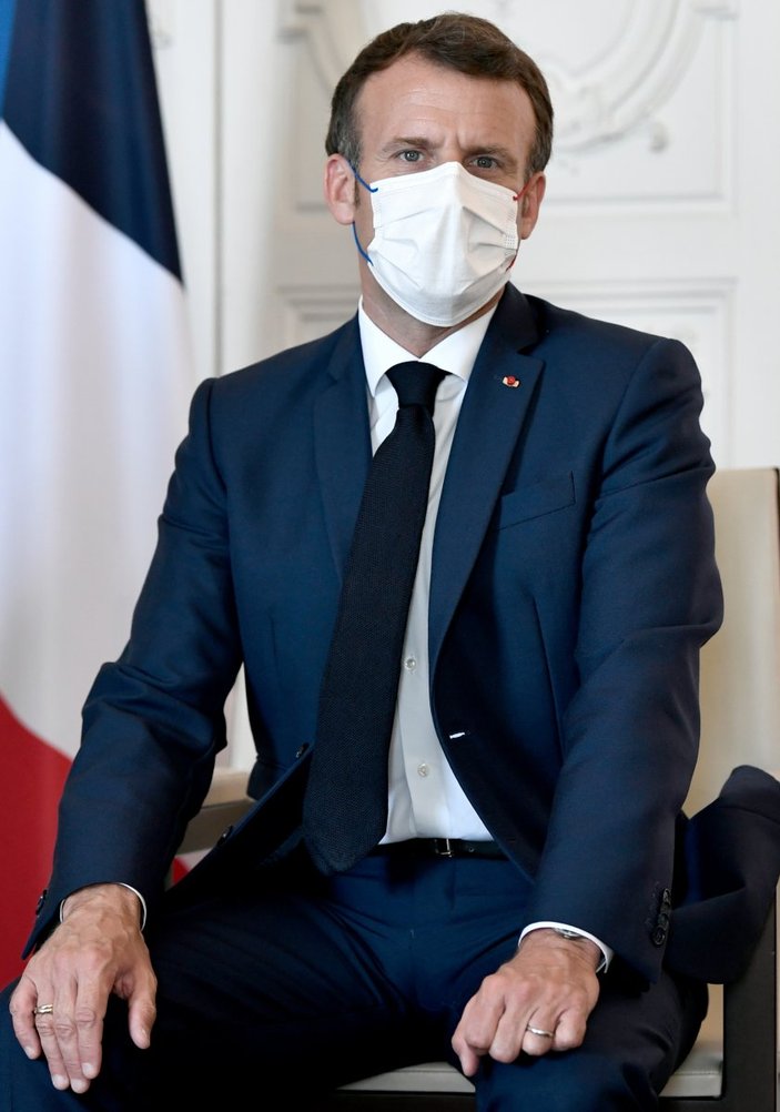 Fransa'da Macron'un partisi, ikinci turda yüzde 10 barajını geçemedi