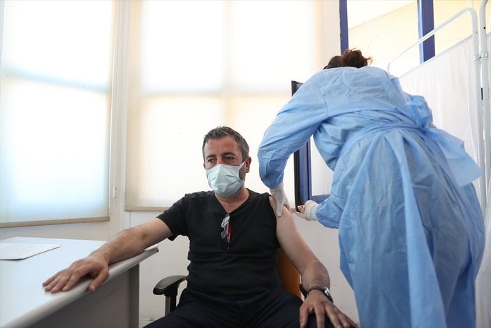 İstanbul Harem Otogarı'nda koronavirüs aşılaması başladı