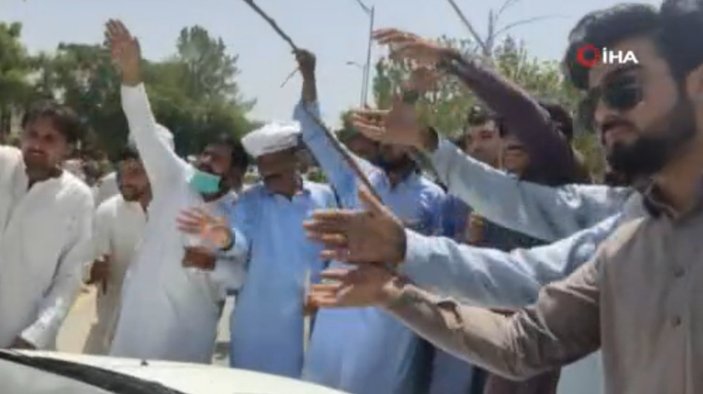 Pakistan’da BioNTech ve AstraZeneca aşıları için protesto