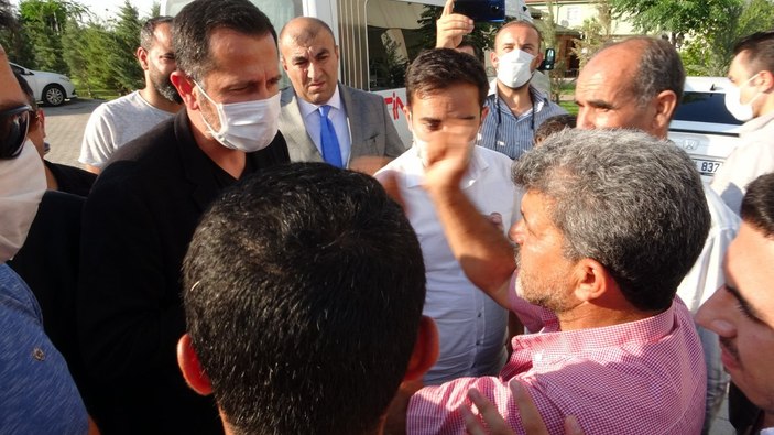 Evlat nöbeti tutan ailelerden CHP’li vekile sert tepki