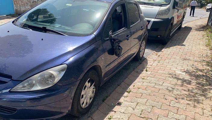 d Ümraniye'de caddeyi savaş alanına çeviren kaza