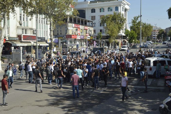 d Adıyaman'da tütüncüler ve polis arasında arbede