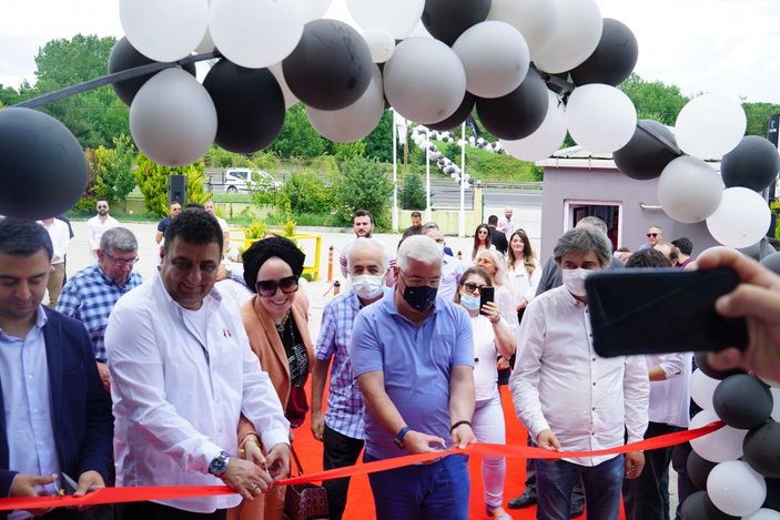 L'actone outlet mağazasını açtı