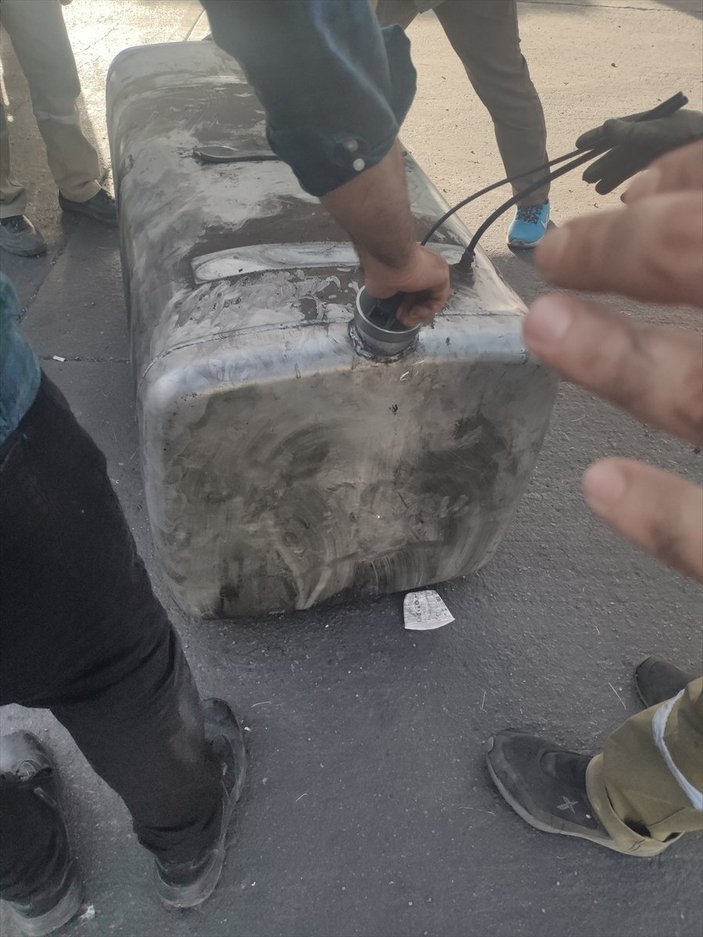 Gürbulak Sınır Kapısı'nda, 462 litre likit eroin ele geçirildi