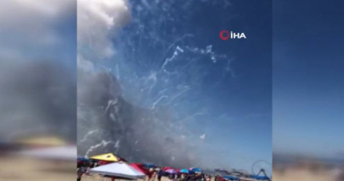 i ABD’de havai fişekler kontrolsüz bir şekilde patladı