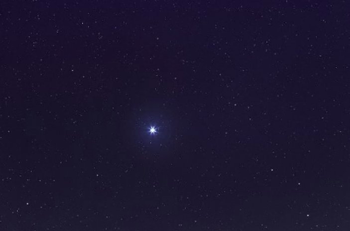 Gökyüzünün en parlak yıldızı Sirius, Güneş ile kavuşuyor