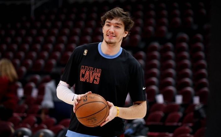 Gelen tepkilerin ardından tüm hesaplarını kapattı! Cedi Osman kimdir? Cedi Osman'ın biyografisi..