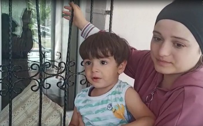 Tokat’ta 4 yaşındaki çocuğun başı demir parmaklara sıkıştı