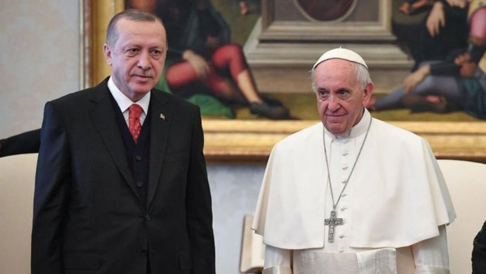 Cumhurbaşkanı Erdoğan'dan Papa Francis'e geçmiş olsun mesajı