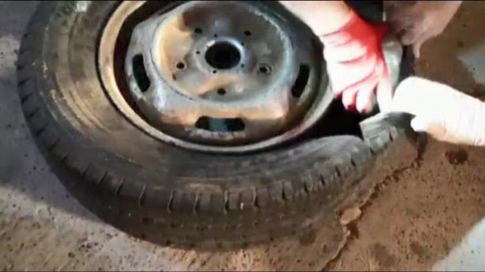 d Şanlıurfa’da minibüsten 14 kilo 670 gram esrar çıktı