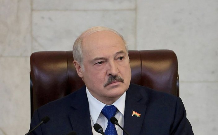 Aleksandr Lukaşenko: Avrupa’ya gidecek mültecileri tutmayacağız