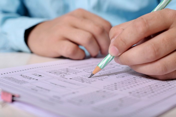 Ertelenen bursluluk sınavı ne zaman yapılacak? Bursluluk sınav tarihi 2021..
