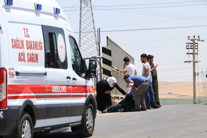 Şanlıurfa’da ikna çalışmaları sırasında ayağı kayan genç kanala düştü