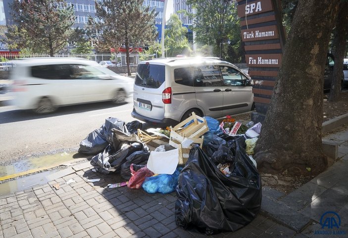 Ankara Çankaya'da çöp krizi