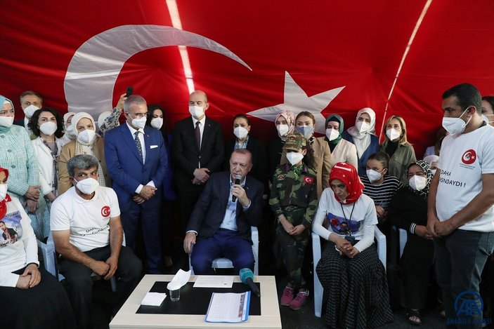 Cumhurbaşkanı Erdoğan, Diyarbakır anneleri ile bir araya geldi