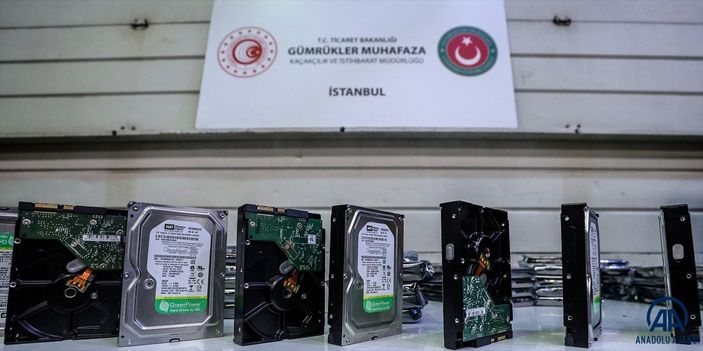 a İstanbul’da 4 bin 260 adet kullanılmış ve arızalı hard diske el konuldu