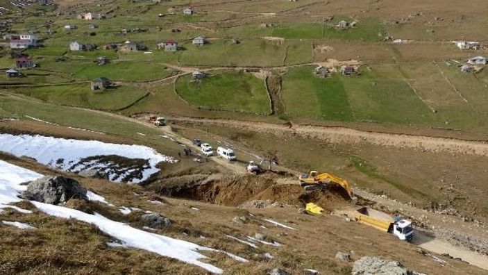 Gümüşhane'deki Dipsiz Göl, eski görünümüne kavuşamadı