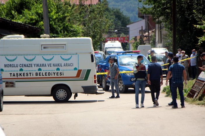 Bolu'da komşular arasındaki yol kavgası kanlı bitti