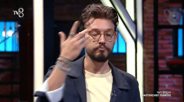 MasterChef'te jüriyi çileden çıkaran olay! Yarışmacı Talha Enes Yıldız gözyaşlarına boğuldu..