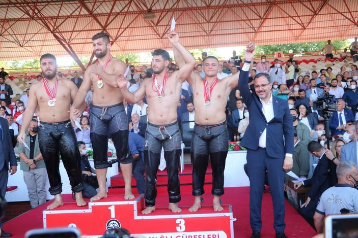 660. Kırkpınar Yağlı Güreşleri Başpehlivanı kim oldu? Kırkpınar Yağlı Güreşleri 2021...