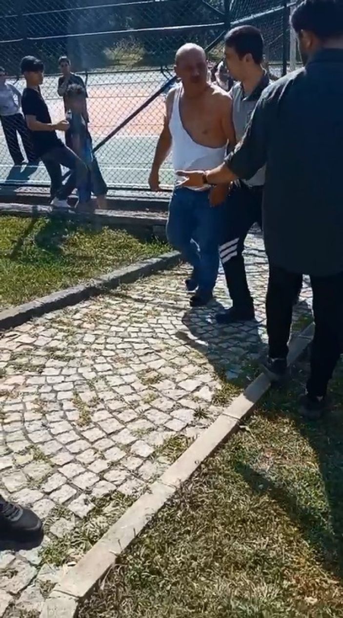 d Sultangazi’de piknik alanında kavga kamerada