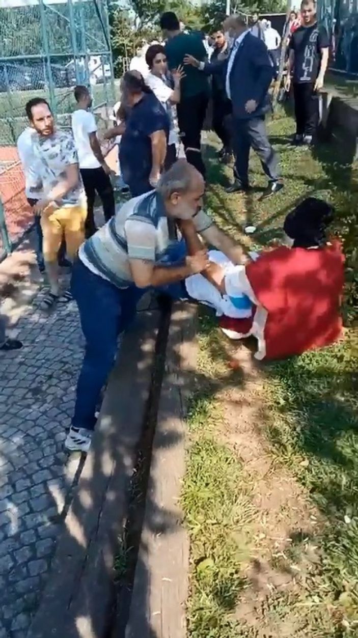 d Sultangazi’de piknik alanında kavga kamerada
