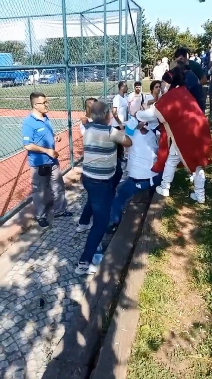 d Sultangazi’de piknik alanında kavga kamerada