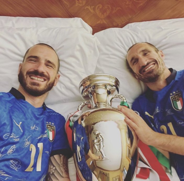 Chiellini, EURO 2020 kupasıyla uyudu