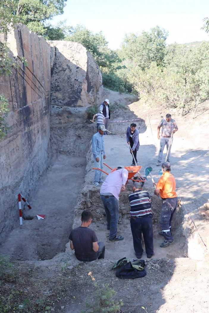 Afyonkarahisar’da 2 bin 700 yıllık Maltaş Anıtı gün yüzüne çıkıyor