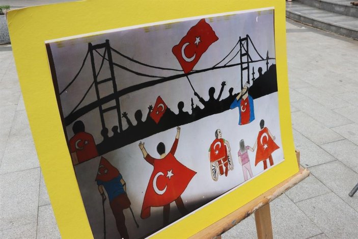 Rize'de, çocukların 15 Temmuz’u anlatan şiir ve resim sergisi açıldı