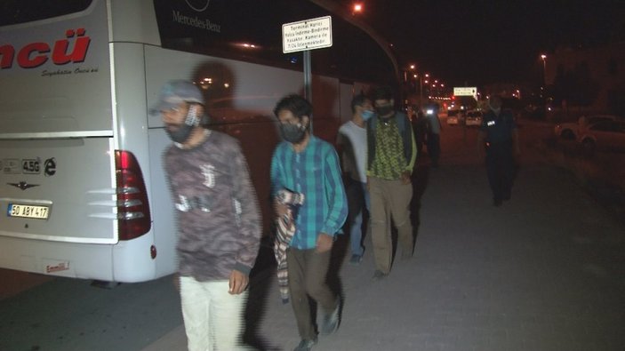 Kayseri'de kendilerini Afganistanlı gösteren 12 Pakistanlı yakalandı