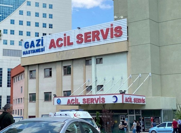 Ankara’da anestezi teknikeri, hastane müdürünü odasında bıçakladı
