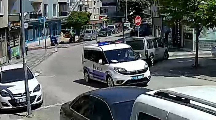 Bursa'da hırsızlar at arabasıyla kaçmaya çalıştı