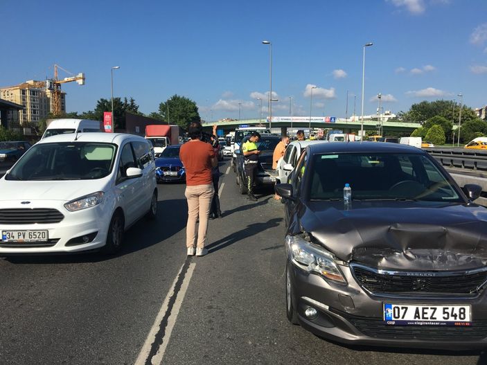 İ Belçika’dan İstanbul’a bir günlüğüne geldi, kiraladığı araçla kaza yaptı