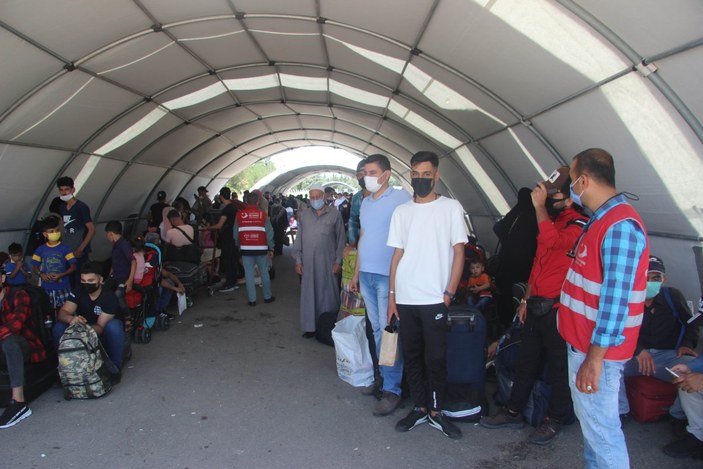 9 günde 18 bin Suriyeli ülkesine döndü