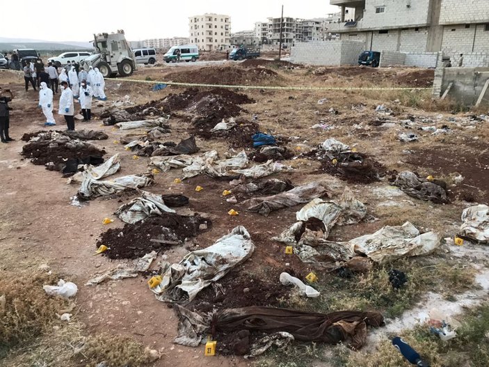 Afrin'deki toplu mezardan çıkan ceset sayıları artıyor