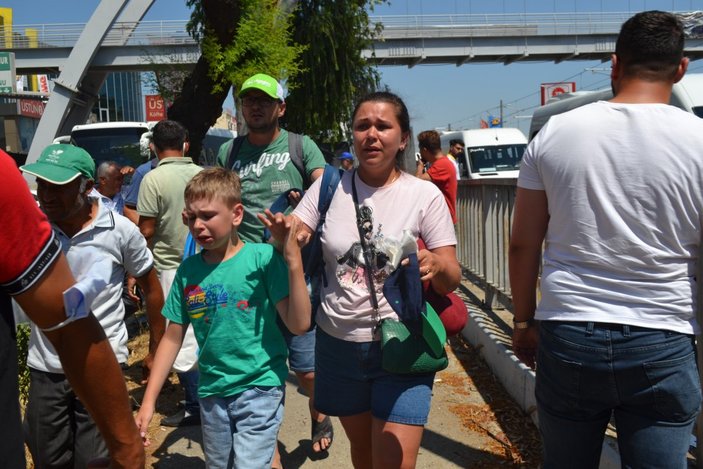 Antalya'da kaza: Turistler camları kırıp otobüsten atladı