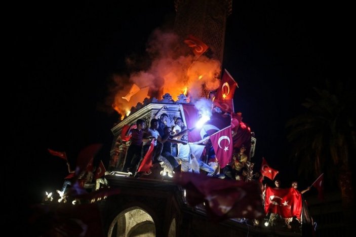 15 Temmuz Darbe Girişimi'nin 'kırılma anları'