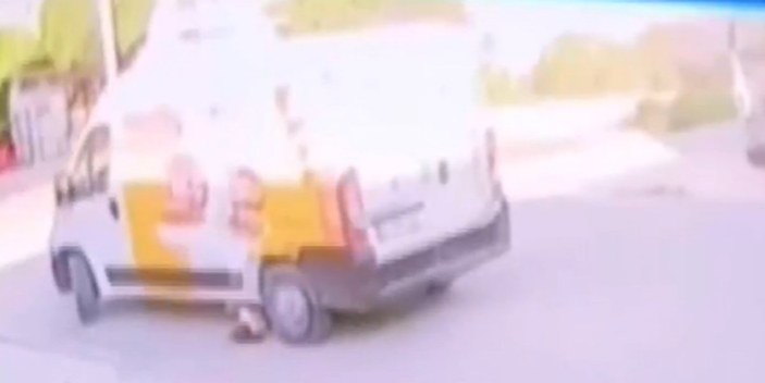 Silivri'de 4 yaşındaki çocuk kamyonetin altında kaldı