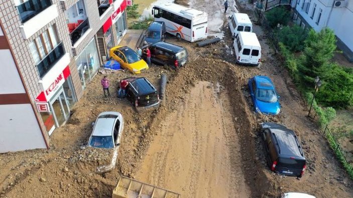 Rize'de sel felaketi nedeniyle hayatını kaybedenlerin sayısı