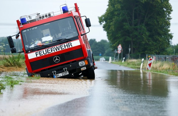 Armin Laschet: Almanya, tarihi boyutlarda sel felaketi yaşıyor