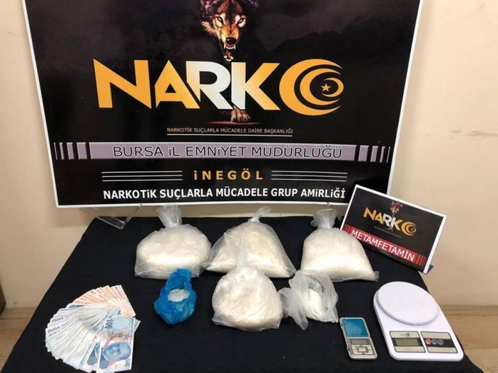 i Bursa'da buzdolabına saklanmış uyuşturucu bulundu