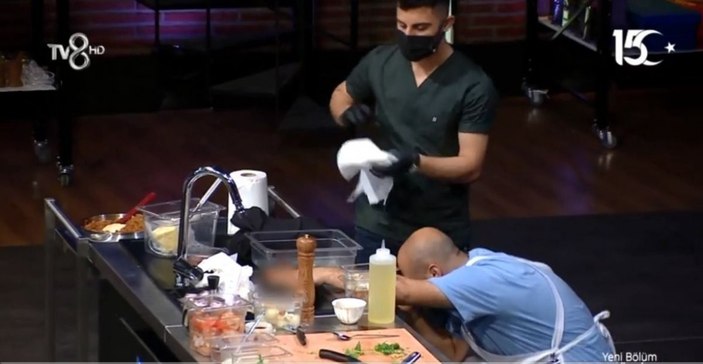 MasterChef yarışmacısı kanlar içerisinde kaldı, çığlık attı! 'Bu kan durmaz'