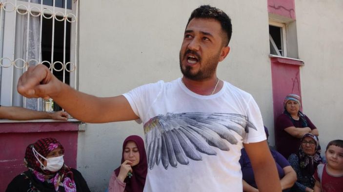 i Adana'da 15 gündür suları kesik olan mahalleli sokağa döküldü