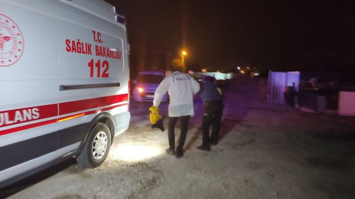 i Denizli’de iş yerine arabayla daldıktan sonra bıçakla saldırdı