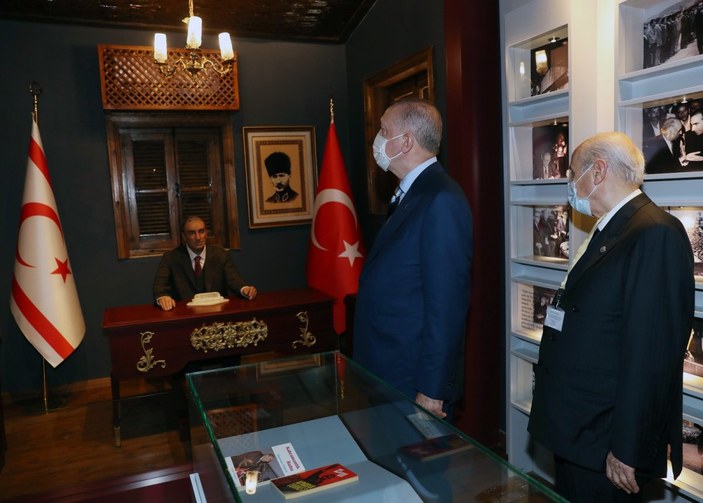 Erdoğan ve Bahçeli, Alparslan Türkeş’in doğduğu evi ziyaret etti