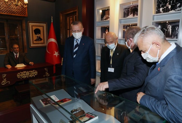 Erdoğan ve Bahçeli, Alparslan Türkeş’in doğduğu evi ziyaret etti